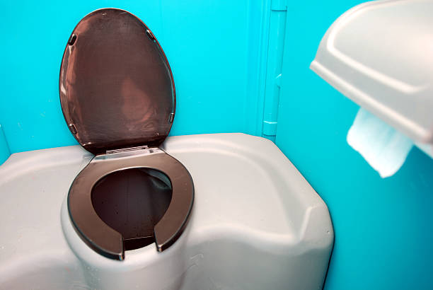 Portable Toilet Options We Offer in Evergreen, AL